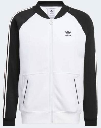 immer fresh weisse adidas schwarzes gesicht|Z Disneyland Outfits: Adidas Trainingsjacke, Yeezys, Jogger, Hose.